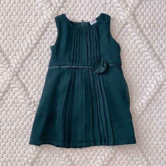 Carter's Other - 9 mos || Beautiful pleated green dress